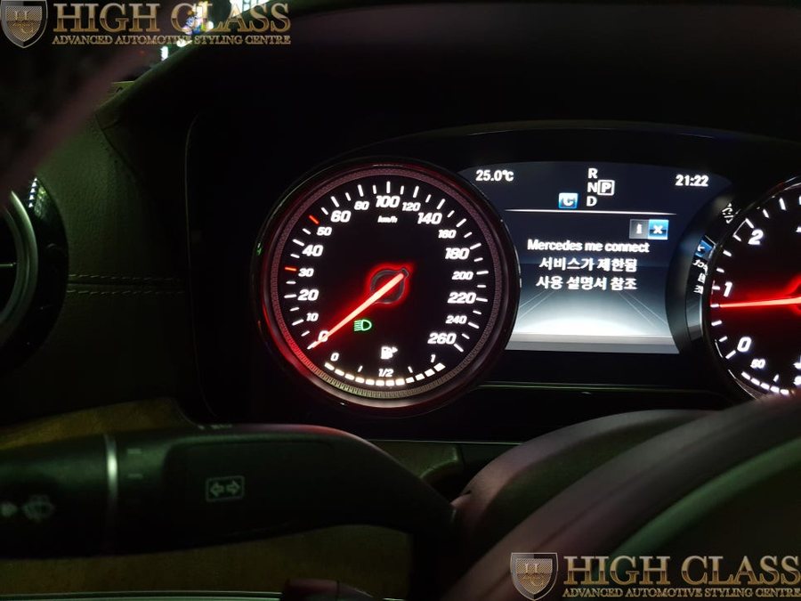 벤츠 E220d 루프스킨 및 코딩 작업했어요