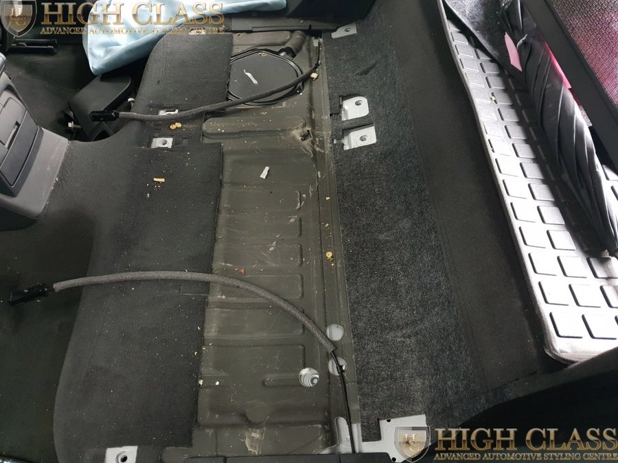 아우디 Q5 뒷자리 열선시트 배려 아이템
