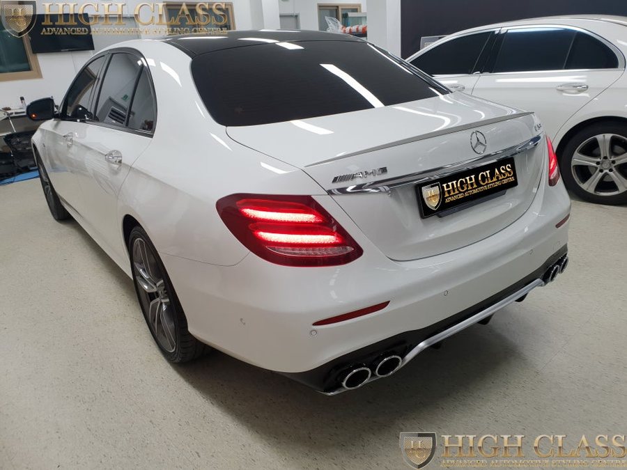 벤츠 E클래스 E53 AMG 순정 IWC 시계 한등급 업그레이드