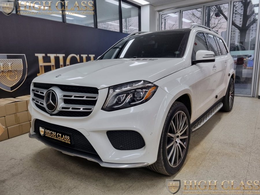 벤츠 GLS 350d 리어모니터 장착으로 즐거운 명절 귀향길