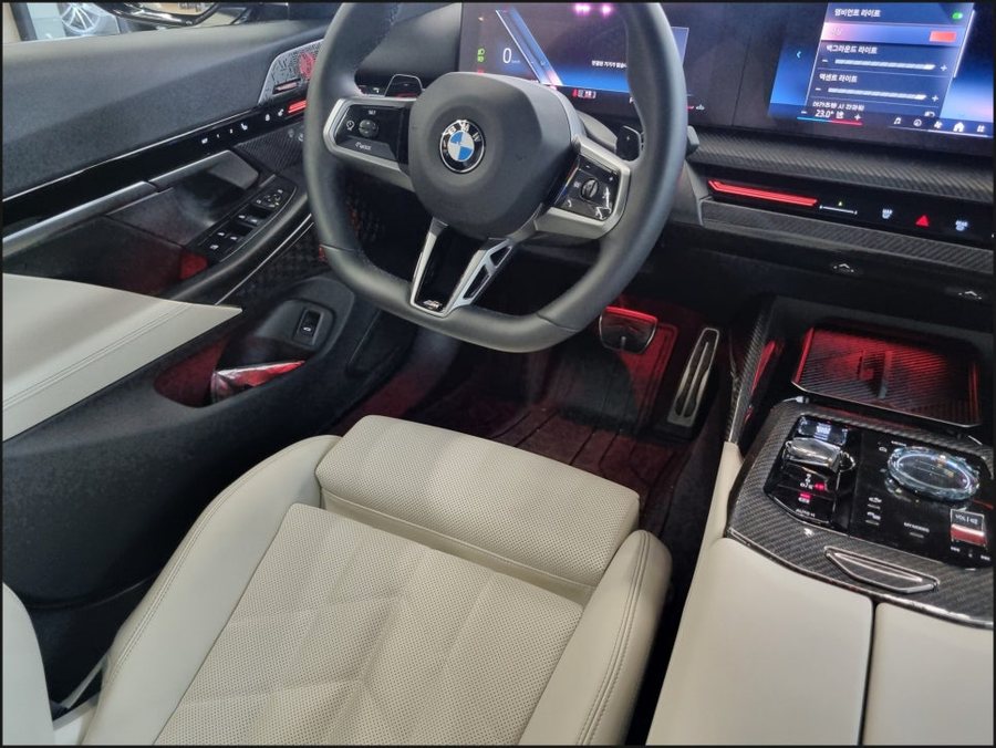 BMW520i G60 회오리 스피커 엠비언트, AVI스피커 - 바워스앤윌킨스 튜닝