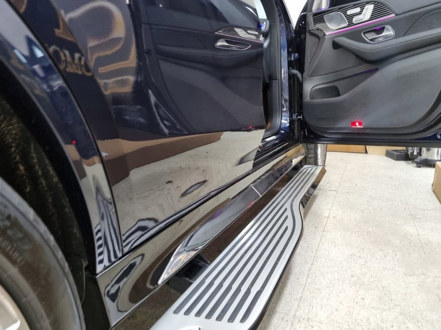 벤츠GLS 전동사이드스텝 마이바흐 SUV 튜닝