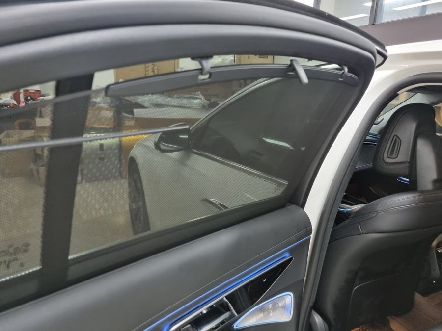 2025 벤츠E클래스 W214 리어커튼 리어공조기 뒷자리 순정옵션
