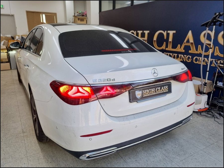 벤츠E클래스 E220d HUD 헤드업디스플레이 W214 빠진옵션