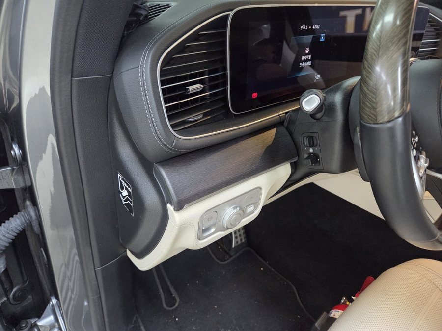 벤츠 GLS 580 피아노트림 상위 트림