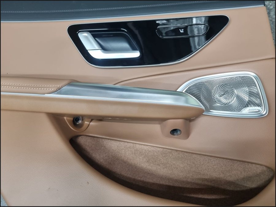 W214 벤츠 E클래스 리어 커튼 뒷좌석 탑승자를 위한 정품 옵션