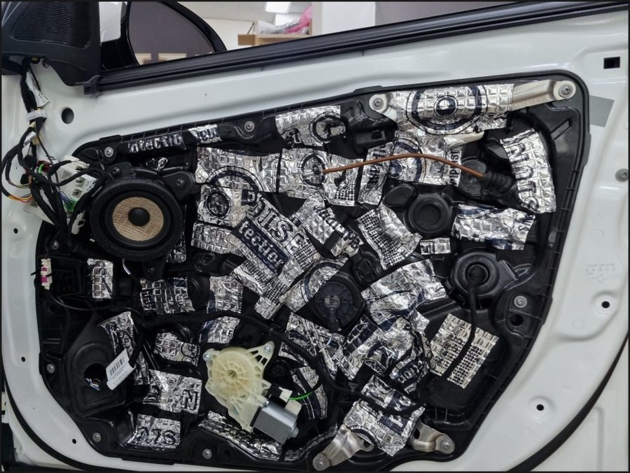 벤츠 E클래스 W214 E200 카오디오 튜닝 | 포칼스피커·매치 DSP앰프로 부메스터 옵션 넘어서기
