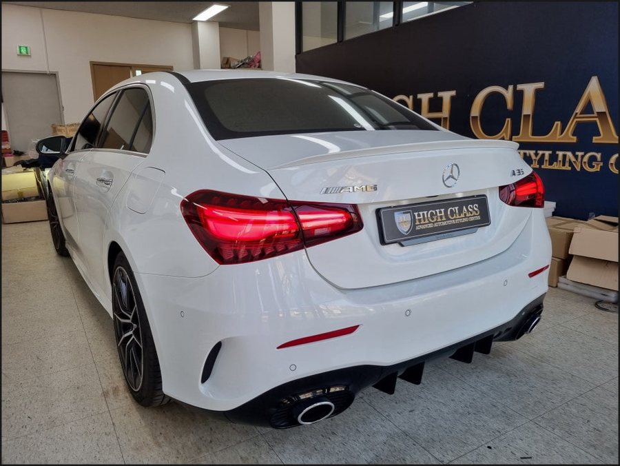 신형 벤츠A클래스 A35AMG 코딩, 4D부메스터, 미드레인지 도어라인 엠비언트
