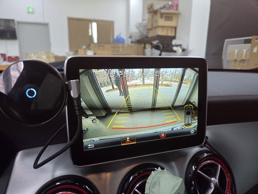 벤츠 GLA X156 AMG 핸들열선 / 안드로이드 오토 코딩 / 후방 카메라 수리