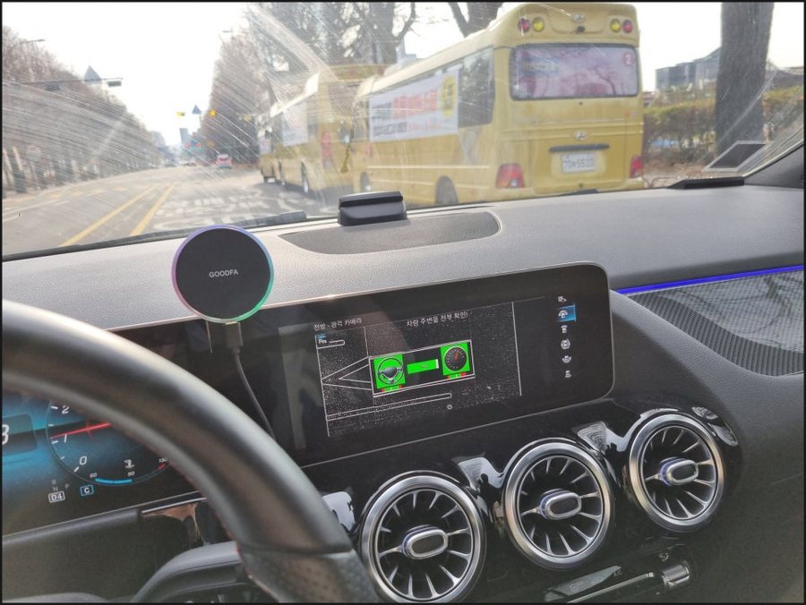 벤츠 GLA250 어라운드뷰 순정 카메라 옵션