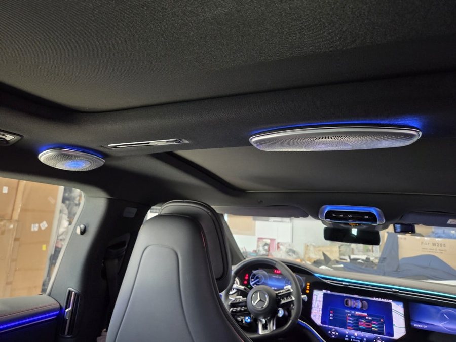 벤츠 EQS 53 AMG 천장 부메스터, 미드레인지 엠비언트, AMG 도어라이트