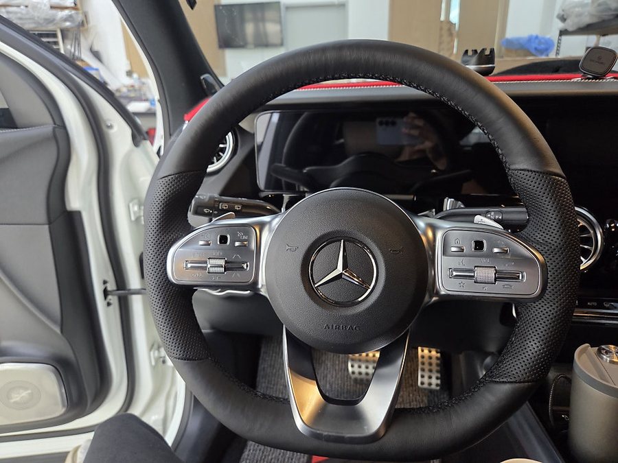 벤츠 EQA AMG 라인 4단 온도 조절 핸들 열선