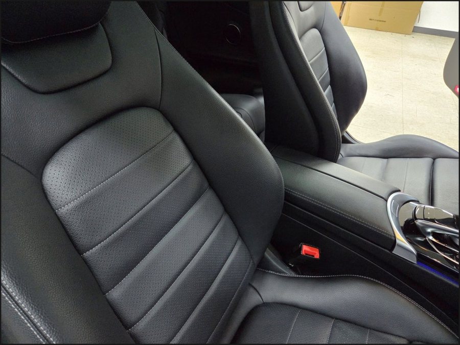 W205 C클래스 쿠페 통풍시트 시공과 세로그릴