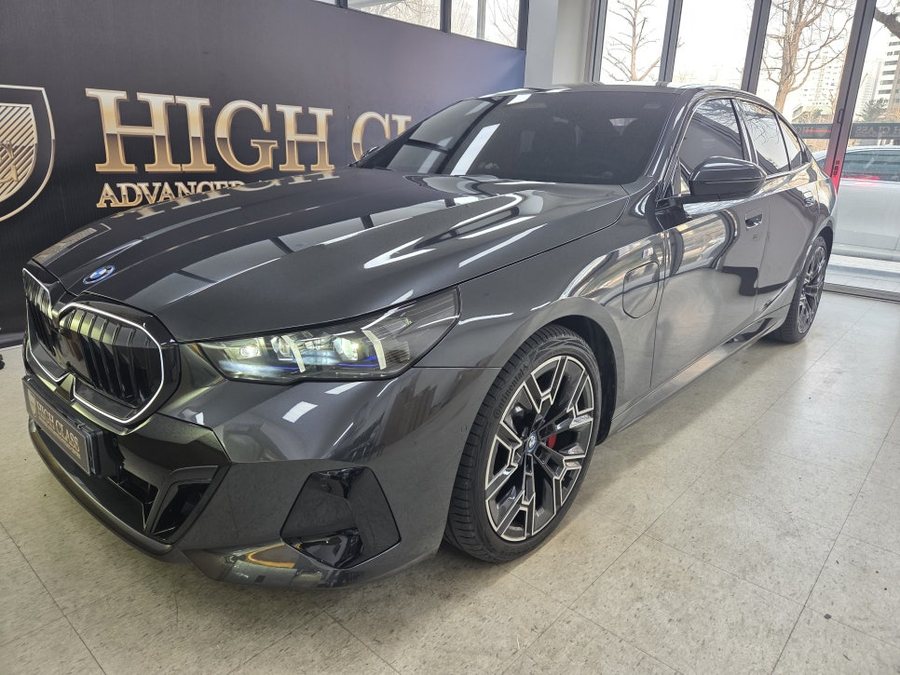 BMW 530i G60 회오리스피커 엠비언트 시공 - 바워스앤윌킨스 옵션
