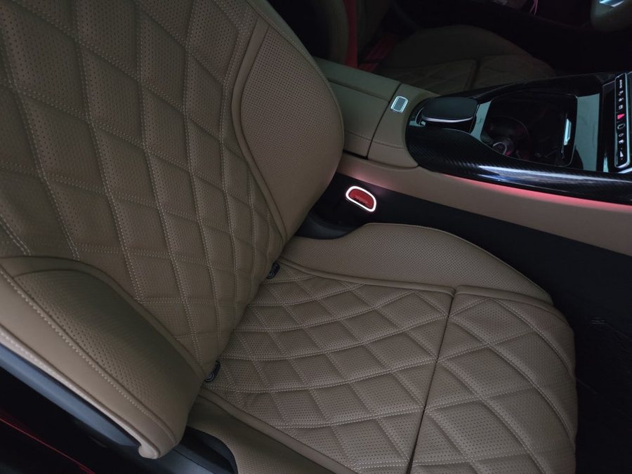 벤츠 SL 63 AMG 오픈카 안전벨트 버클 엠비언트