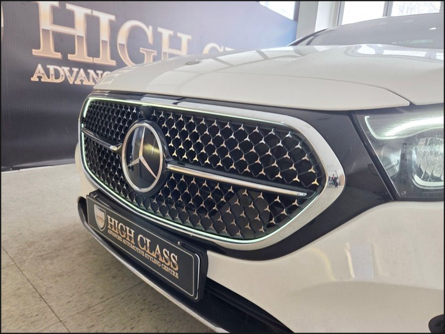 벤츠 W214 E200 발광그릴, R버튼, 4D부메스터, 미드레인지엠비언트 시공