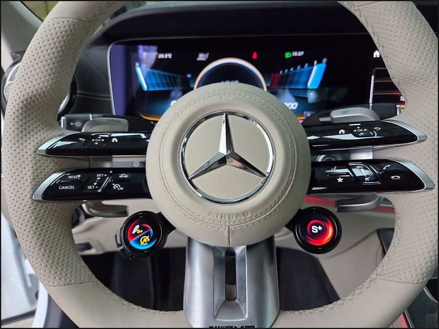 벤츠 CLS450 잠자리핸들 & 어질리티 셀렉트 버튼 시공으로 AMG 튜닝