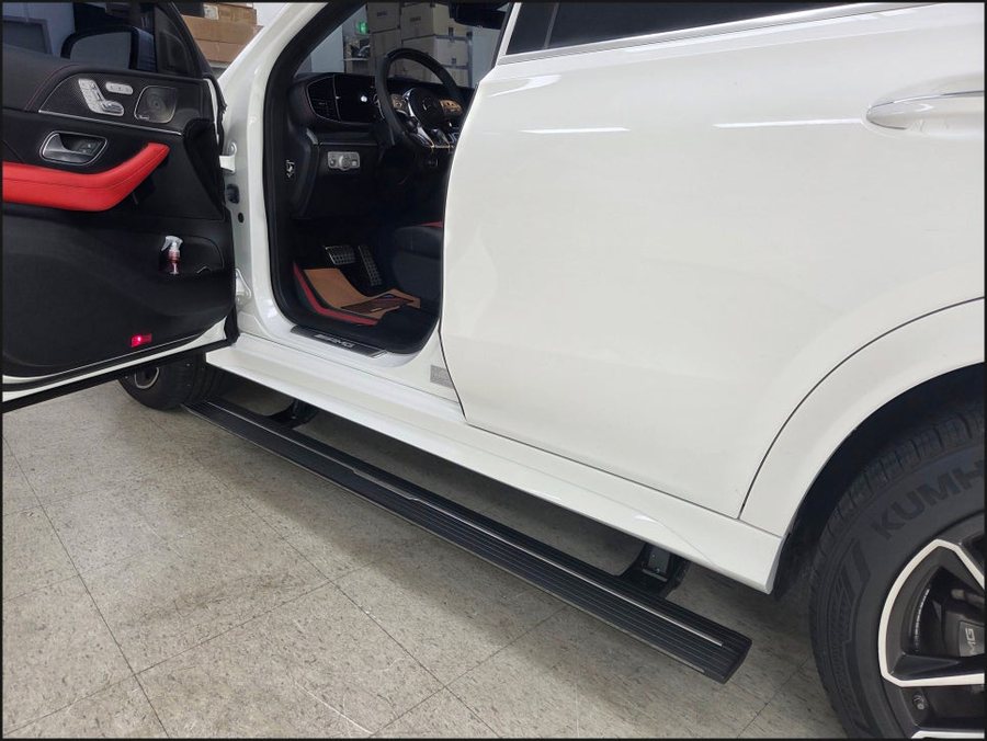 벤츠 GLE53AMG 전동사이드스텝 시공, 순정 감성 그대로