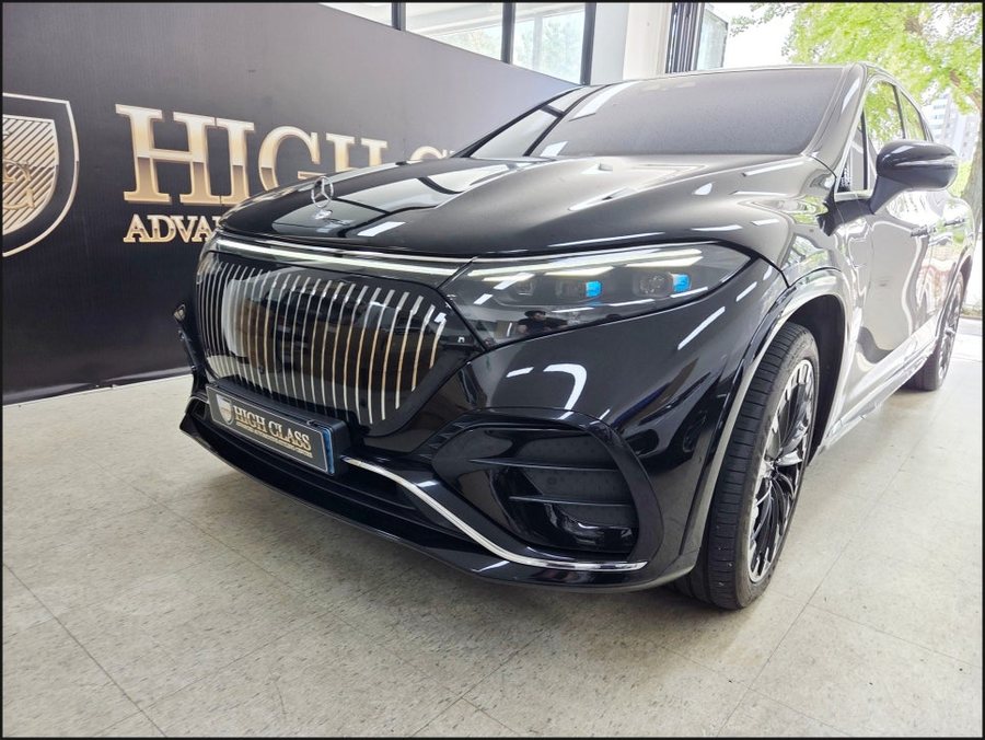 벤츠 EQS 마이바흐 순정 세로그릴과 계기판 코딩으로 EQS 680 SUV 컨버전 완성