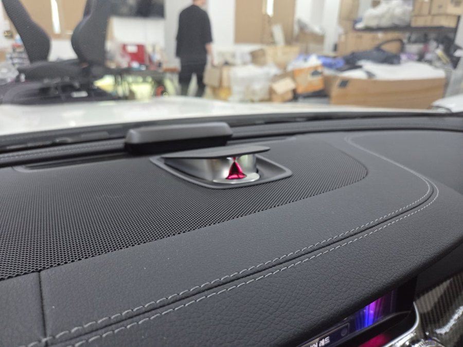 벤츠 GT AMG 스피커 엠비언트 풀 튜닝